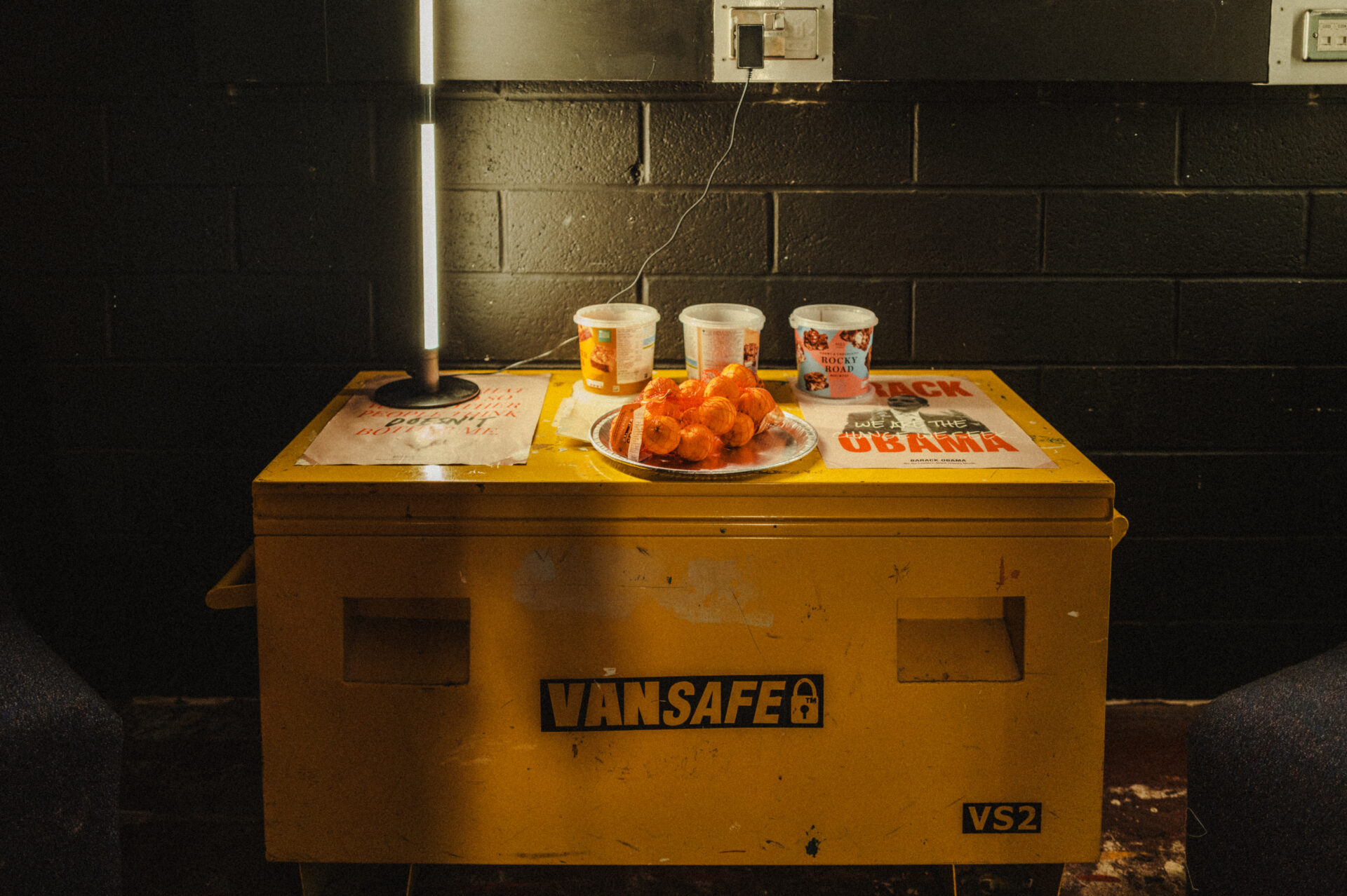 Workshop 5 with the Teleports installation - LED lights and snacks